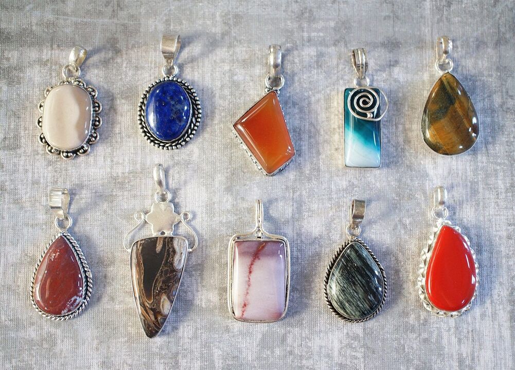 kamienie naturalne-amulety dla zdrowia